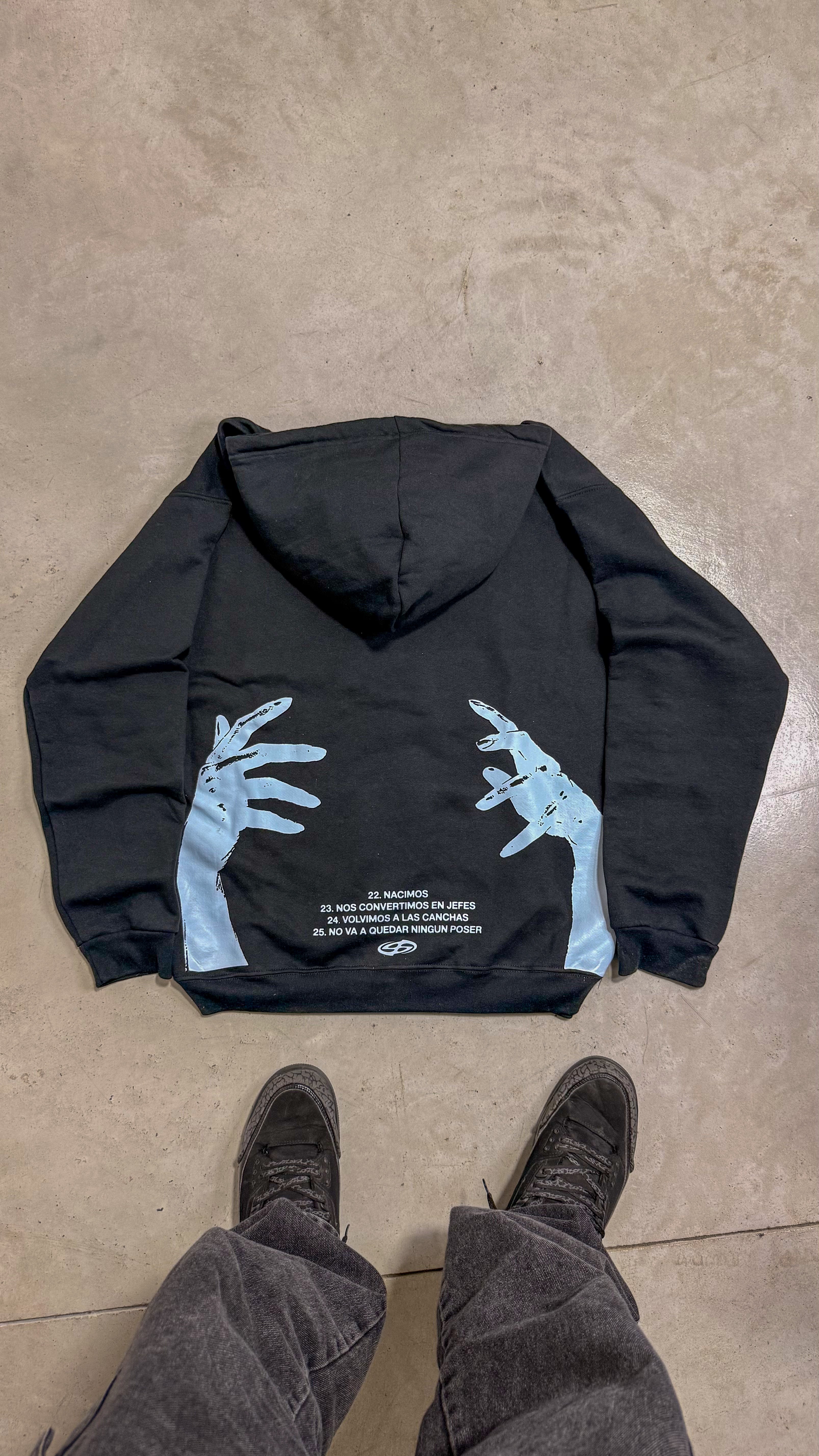 HOODIE 1 HANDS