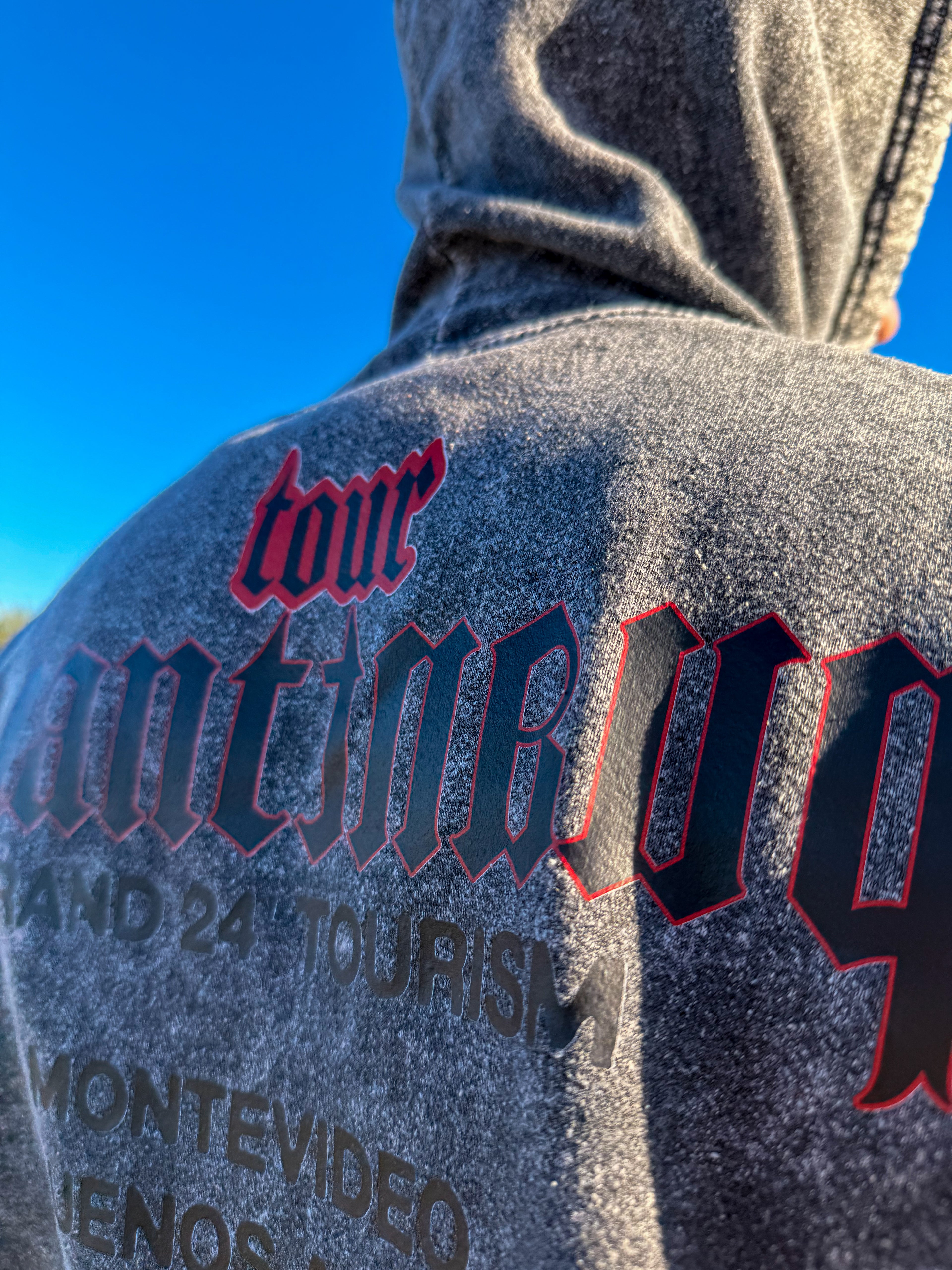 HOODIE TOUR